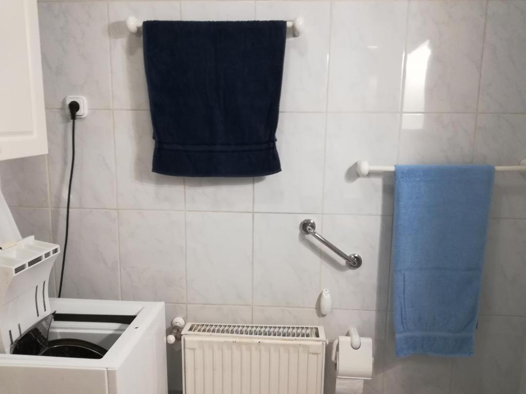 Homy Apartment In Buda, With Safe Garage And Terrace Budapest Kültér fotó